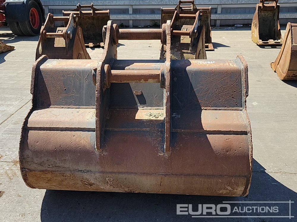 Rhinox 60" Digging Bucket 80mm Pin to suit 20 Ton Excavator - Kopp: pilt 4 Rhinox 60" Digging Bucket 80mm Pin to suit 20 Ton Excavator - Kopp: pilt 4