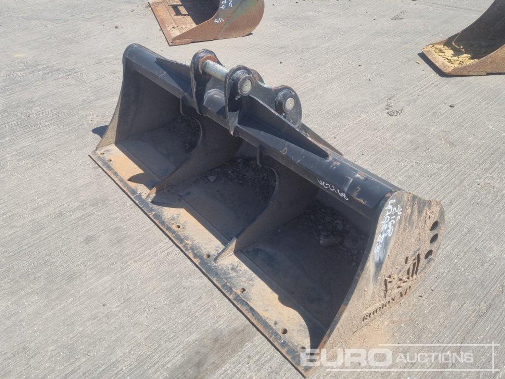 Rhinox 60" Ditching Bucket 45mm Pin to suit 4-6 Ton Excavator - Kopp: pilt 1 Rhinox 60" Ditching Bucket 45mm Pin to suit 4-6 Ton Excavator - Kopp: pilt 1