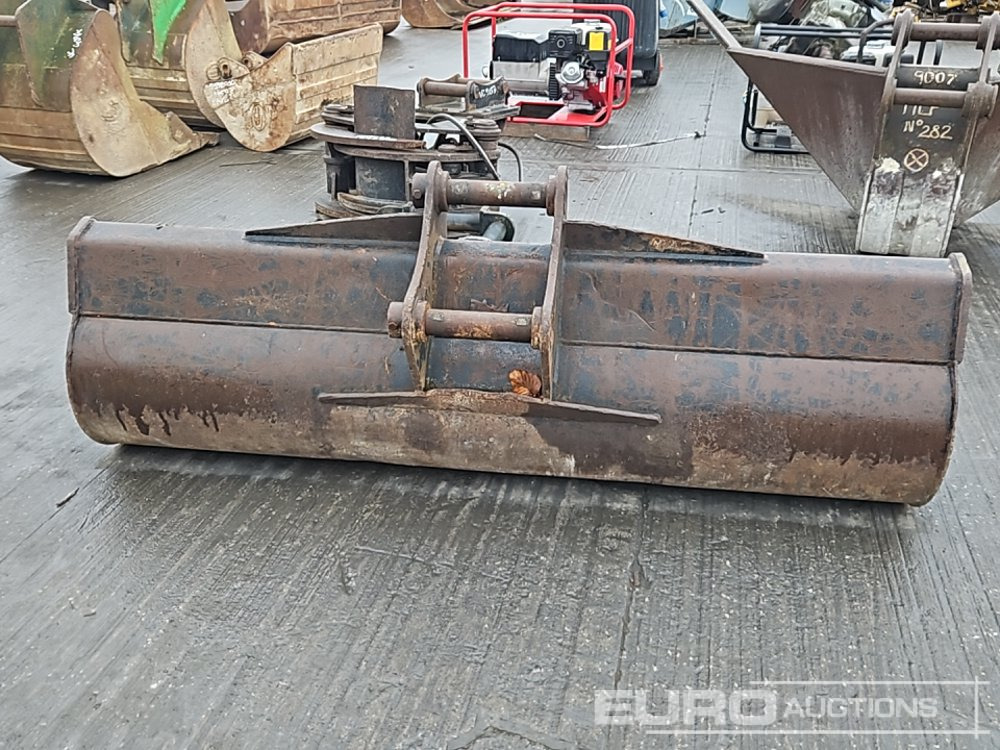 Rhinox 72" Ditching Bucket 50mm Pin to suit 6-8 Ton Excavator - Kopp: pilt 4 Rhinox 72" Ditching Bucket 50mm Pin to suit 6-8 Ton Excavator - Kopp: pilt 4