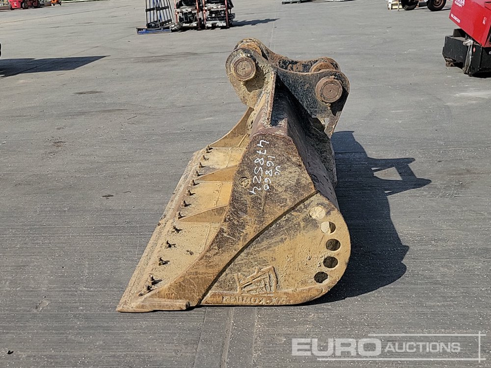 Rhinox 84" Ditching Bucket 80mm Pin to suit 20 Ton Excavator - Kopp: pilt 2 Rhinox 84" Ditching Bucket 80mm Pin to suit 20 Ton Excavator - Kopp: pilt 2