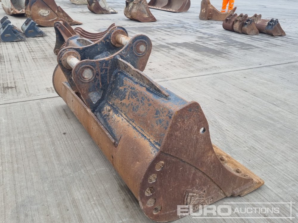 Rhinox 84" Ditching Bucket 80mm Pin to suit 20 Ton Excavator - Kopp: pilt 5 Rhinox 84" Ditching Bucket 80mm Pin to suit 20 Ton Excavator - Kopp: pilt 5
