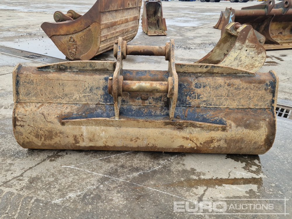 Rhinox 84" Ditching Bucket 80mm Pin to suit 20 Ton Excavator - Kopp: pilt 4 Rhinox 84" Ditching Bucket 80mm Pin to suit 20 Ton Excavator - Kopp: pilt 4