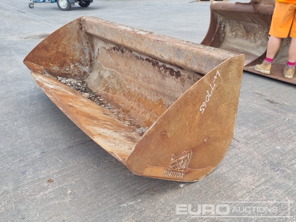 Rhinox 90" Loading Bucket to suit Telehandler - Kopp: pilt 1 Rhinox 90" Loading Bucket to suit Telehandler - Kopp: pilt 1