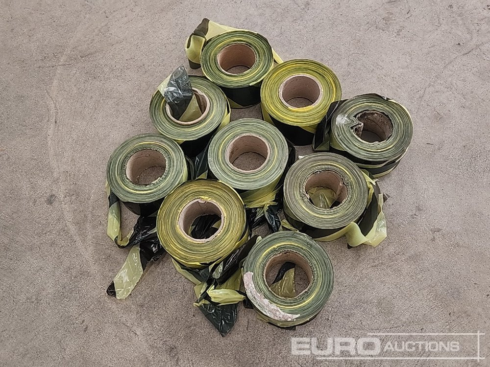 Roll of Yellow & Black Hazzard Tape (11 of) - Garaažiseadmed: pilt 1 Roll of Yellow & Black Hazzard Tape (11 of) - Garaažiseadmed: pilt 1