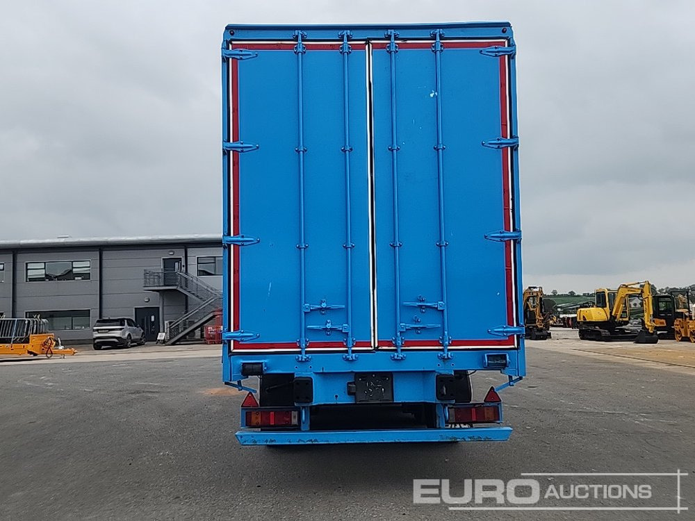 SDC 45' Tri Axle Curtainsider Trailer - Tentpoolhaagis: pilt 4 SDC 45' Tri Axle Curtainsider Trailer - Tentpoolhaagis: pilt 4