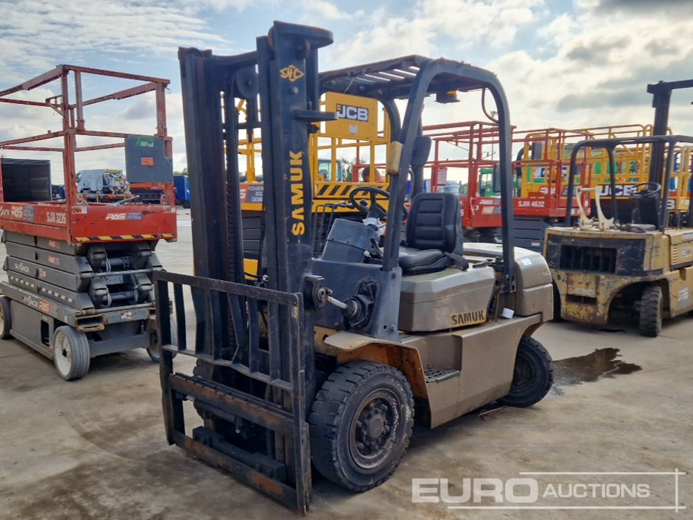 Samuk Diesel Forklift, 2 Stage Mast, Side Shift (No Steering & Hydraulic Leak) - Diiseltõstuk: pilt 1 Samuk Diesel Forklift, 2 Stage Mast, Side Shift (No Steering & Hydraulic Leak) - Diiseltõstuk: pilt 1