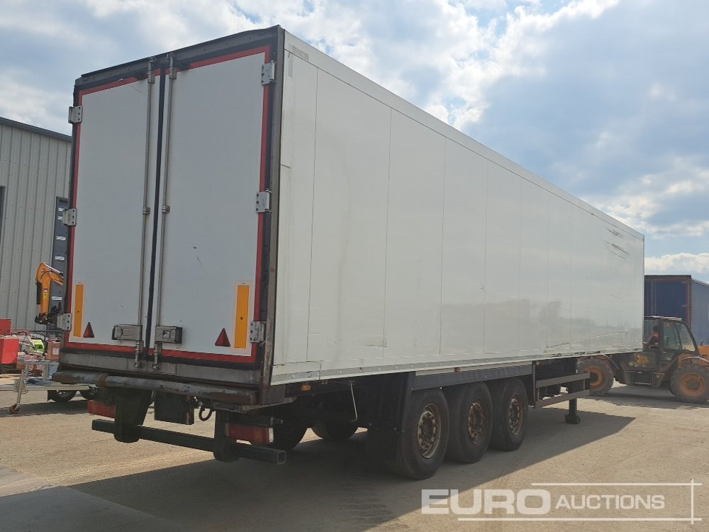 Schmitz Cargobull SKO24/L 45' Tri Axle Fridge Trailer (No Equipment) - Furgoonpoolhaagis: pilt 3 Schmitz Cargobull SKO24/L 45' Tri Axle Fridge Trailer (No Equipment) - Furgoonpoolhaagis: pilt 3
