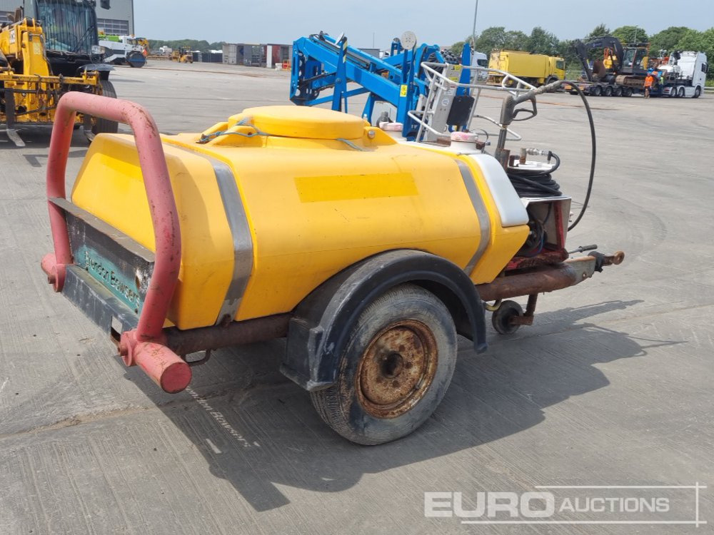 Single Axle Plastic Water Bowser, Yanmar Pressure Washer - Survepesur: pilt 5 Single Axle Plastic Water Bowser, Yanmar Pressure Washer - Survepesur: pilt 5