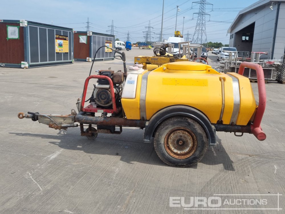 Single Axle Plastic Water Bowser, Yanmar Pressure Washer - Survepesur: pilt 2 Single Axle Plastic Water Bowser, Yanmar Pressure Washer - Survepesur: pilt 2