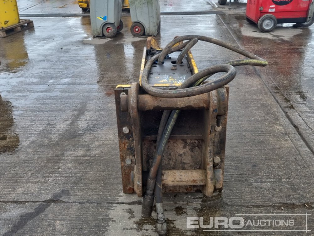 Soosan Hydraulic Breaker 80mm Pin to suit 20 Ton Excavator - Hüdrauliline haamer: pilt 4 Soosan Hydraulic Breaker 80mm Pin to suit 20 Ton Excavator - Hüdrauliline haamer: pilt 4