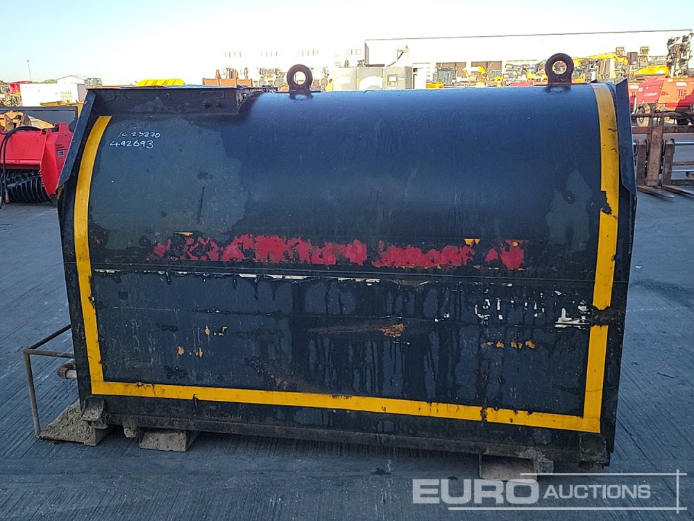 Static Bunded Fuel Bowser, Manual Pump - Säilitusmahuti: pilt 2 Static Bunded Fuel Bowser, Manual Pump - Säilitusmahuti: pilt 2