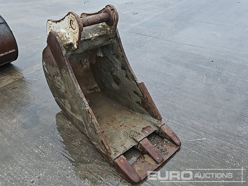 Strickland 24" Digging Bucket 65mm Pin to suit 13 Ton Excavator - Kopp: pilt 1 Strickland 24" Digging Bucket 65mm Pin to suit 13 Ton Excavator - Kopp: pilt 1