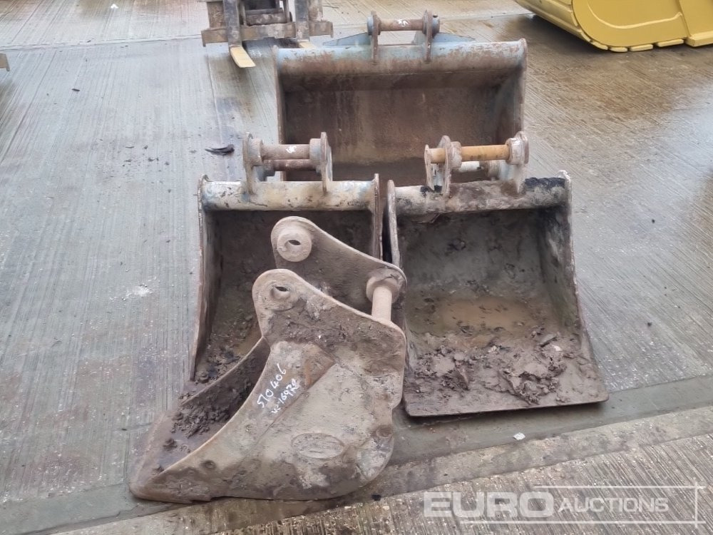 Strickland 42", 24", 24", 12" Digging Bucket 45mm Pin to suit 4-6 Ton Excavator - Kopp: pilt 2 Strickland 42", 24", 24", 12" Digging Bucket 45mm Pin to suit 4-6 Ton Excavator - Kopp: pilt 2