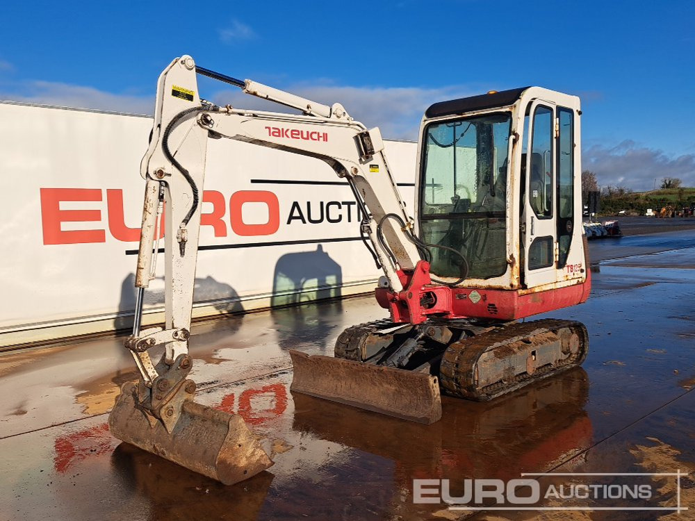 Takeuchi TB125 - Miniekskavaator: pilt 1 Takeuchi TB125 - Miniekskavaator: pilt 1