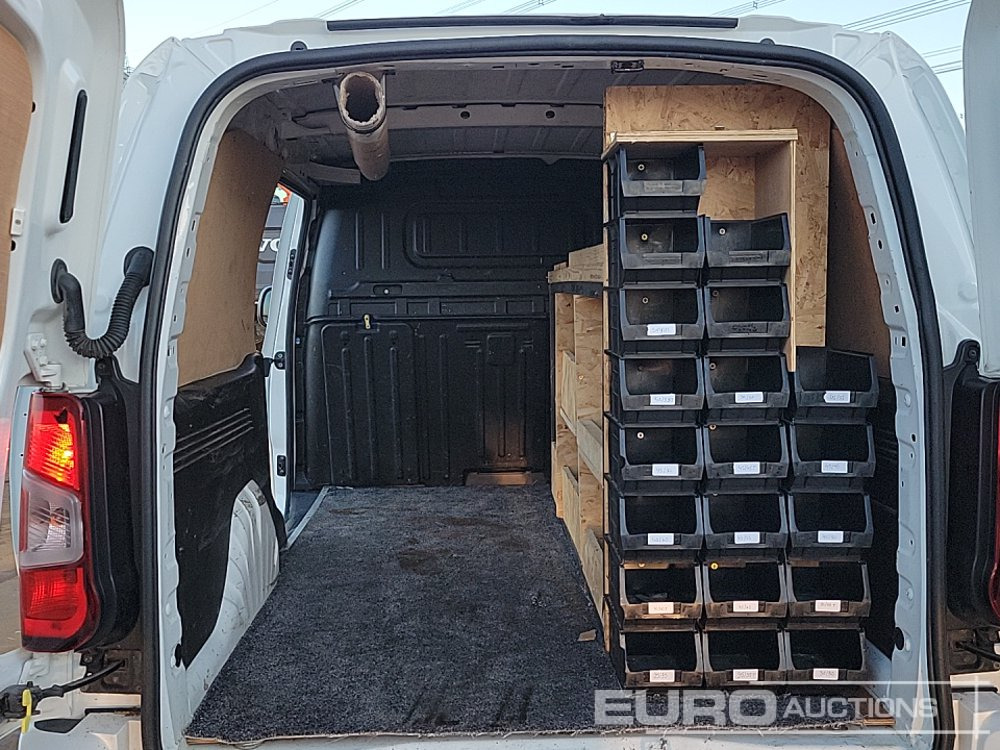 Tarbesõiduk 2020 Vauxhall Combo: pilt 13 Tarbesõiduk 2020 Vauxhall Combo: pilt 13