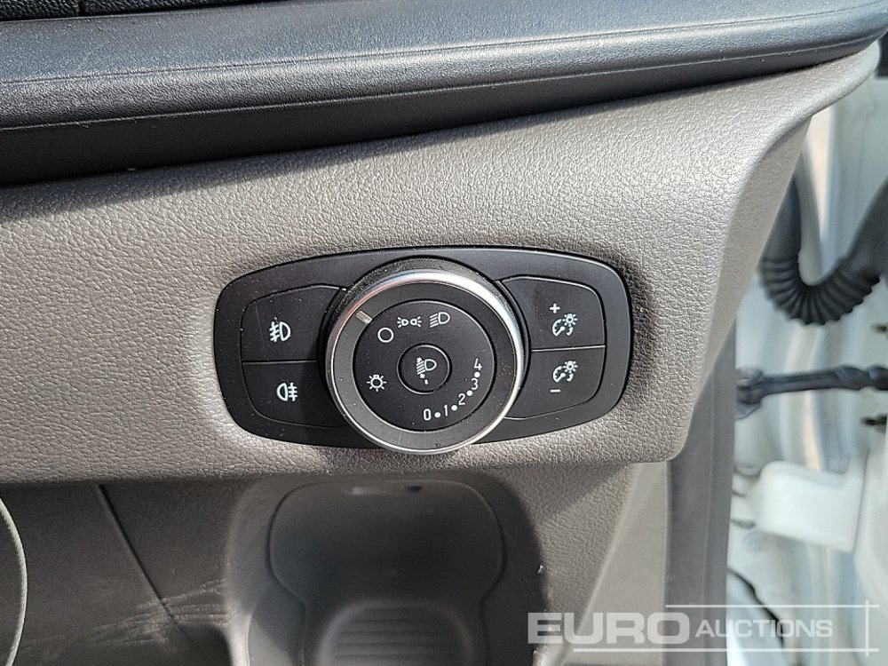 Tarbesõiduk 2021 Ford Transit Custom 300: pilt 34