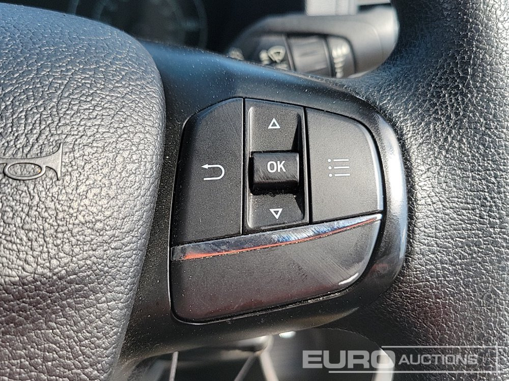 Tarbesõiduk 2021 Ford Transit Custom 300: pilt 39