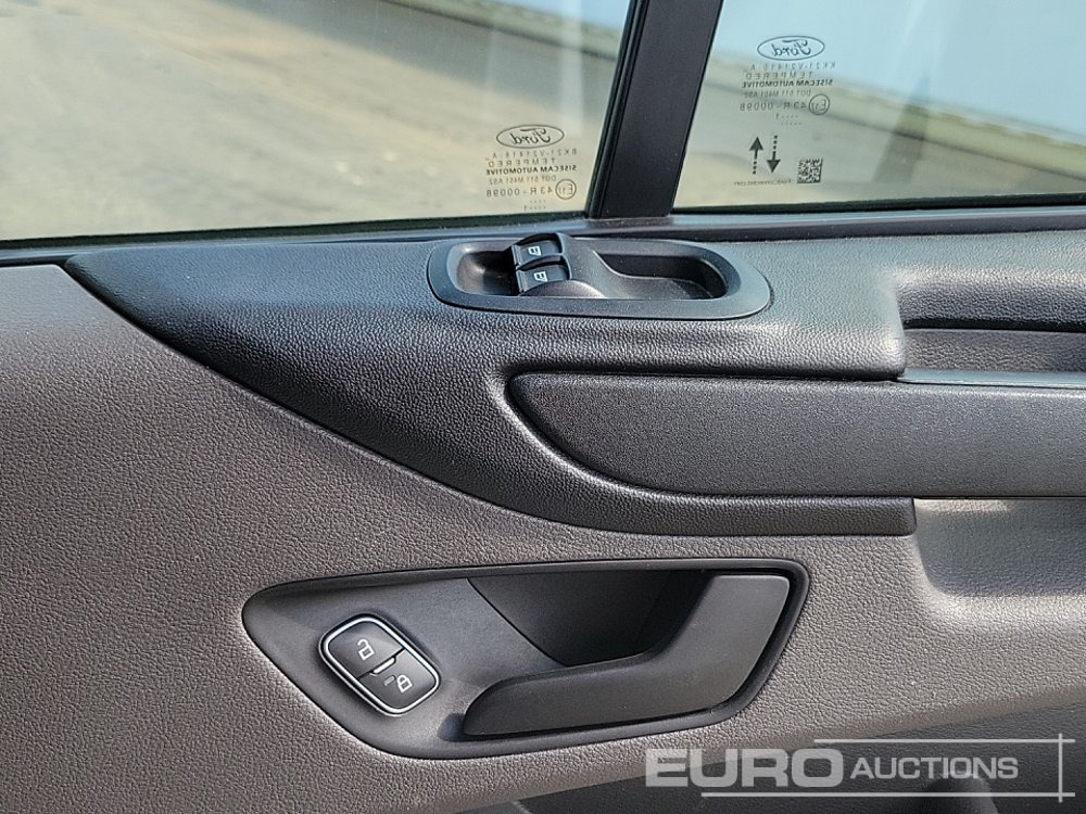 Tarbesõiduk 2021 Ford Transit Custom 300: pilt 35