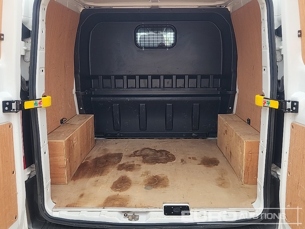 Tarbesõiduk 2022 Ford Transit Custom 300: pilt 13