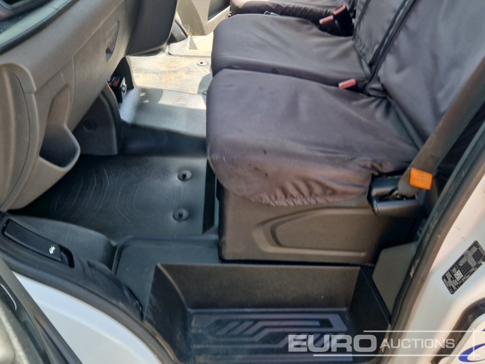 Tarbesõiduk 2022 Ford Transit Custom 300: pilt 24