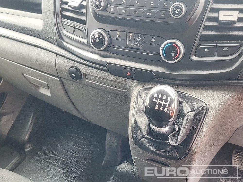 Tarbesõiduk 2022 Ford Transit Custom 300: pilt 24