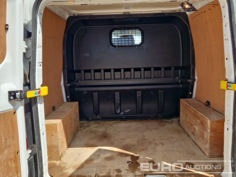 Tarbesõiduk 2022 Ford Transit Custom 300: pilt 18