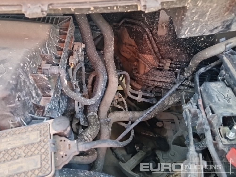 Tarbesõiduk 2022 Ford Transit Custom 300: pilt 16