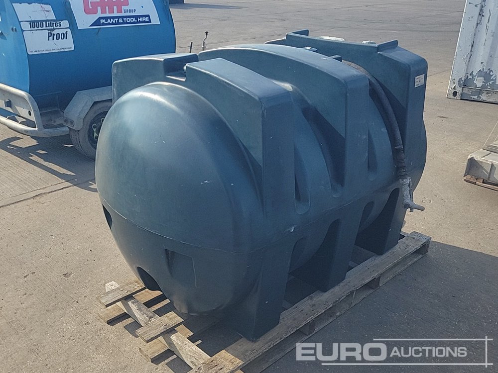Titan Static Plastic Oil Bowser - Säilitusmahuti: pilt 1 Titan Static Plastic Oil Bowser - Säilitusmahuti: pilt 1