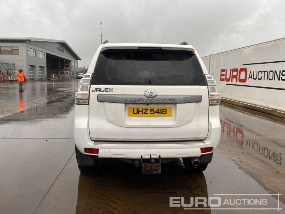 Toyota Land Cruiser - Maastur: pilt 4 Toyota Land Cruiser - Maastur: pilt 4