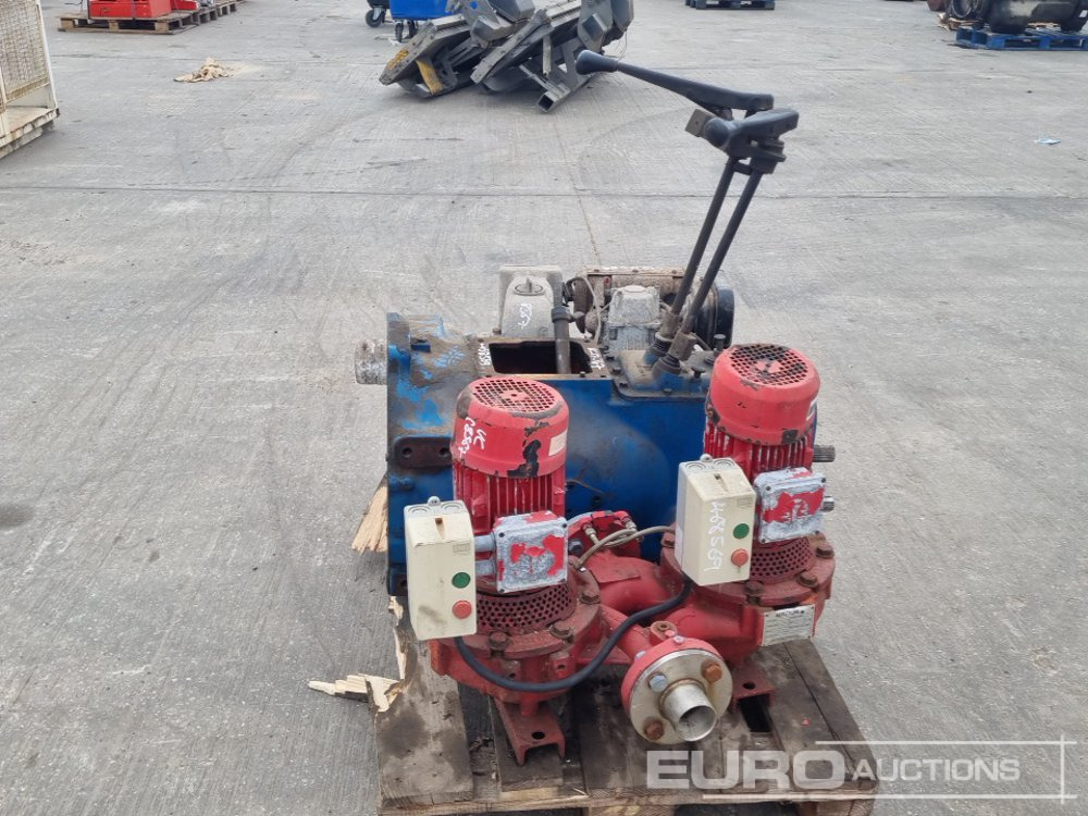 Transmission (Spare), Single Cylinder 3.5" Waterpump, Armstrong 400 Volt Waterpump (2 of) - Veepump: pilt 2 Transmission (Spare), Single Cylinder 3.5" Waterpump, Armstrong 400 Volt Waterpump (2 of) - Veepump: pilt 2