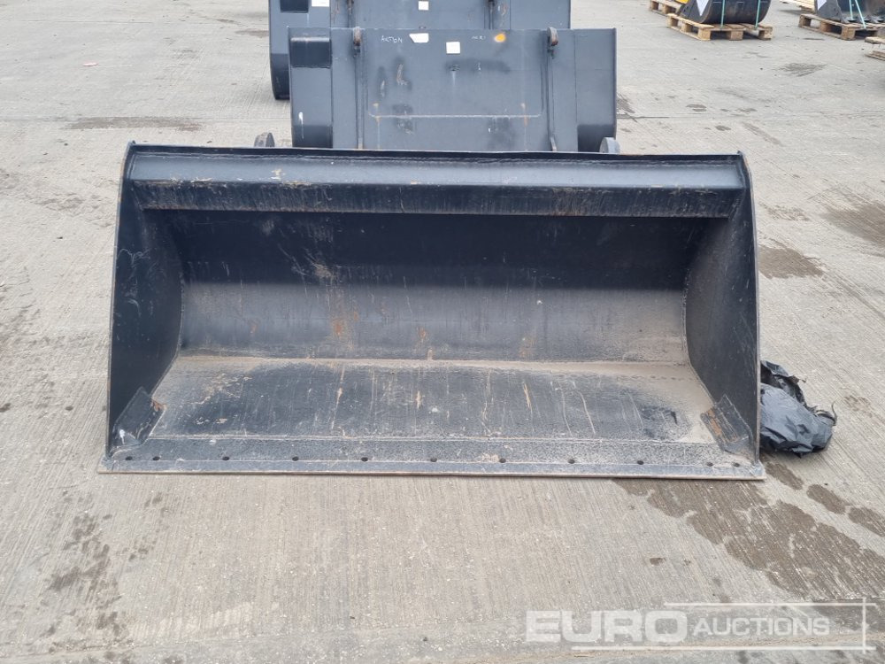 Unused 2024 Rhinox 72" Loading Bucket to suit Telehandler - Kopp: pilt 2 Unused 2024 Rhinox 72" Loading Bucket to suit Telehandler - Kopp: pilt 2