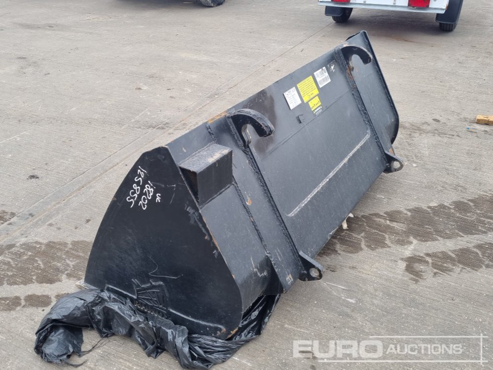 Unused 2024 Rhinox 72" Loading Bucket to suit Telehandler - Kopp: pilt 5 Unused 2024 Rhinox 72" Loading Bucket to suit Telehandler - Kopp: pilt 5