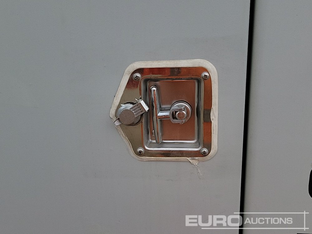Merekonteiner Unused 2025 12' x 7' Container, 1 Door, 1 Window, 1 End Door (Cannot Be Reconsigned): pilt 12