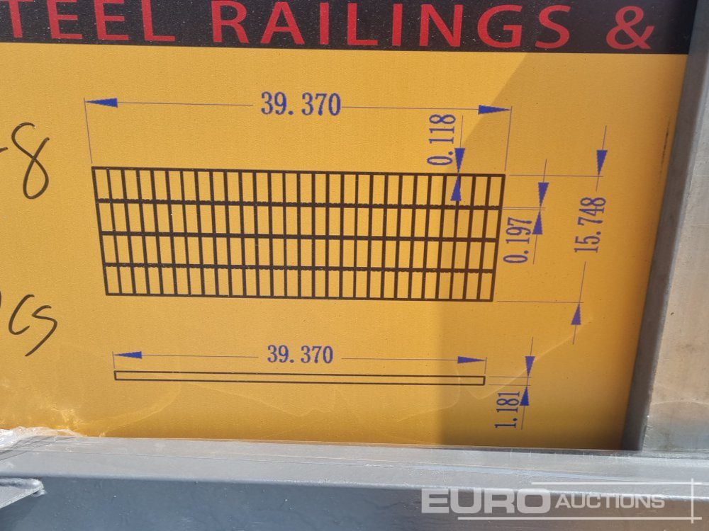 Ehitusseade Unused 2025 KMY INDUSTRIAL Steel Grating (2 of), Stillage of Metal Fencing Posts: pilt 21