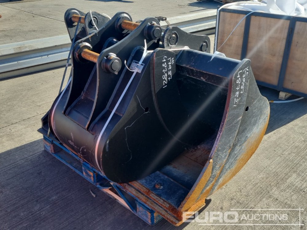 Unused 2025 Miller 44", 24", 12" Digging Bucket 50mm Pin to suit 6-8 Ton Excavator - Kiirühendus: pilt 1 Unused 2025 Miller 44", 24", 12" Digging Bucket 50mm Pin to suit 6-8 Ton Excavator - Kiirühendus: pilt 1