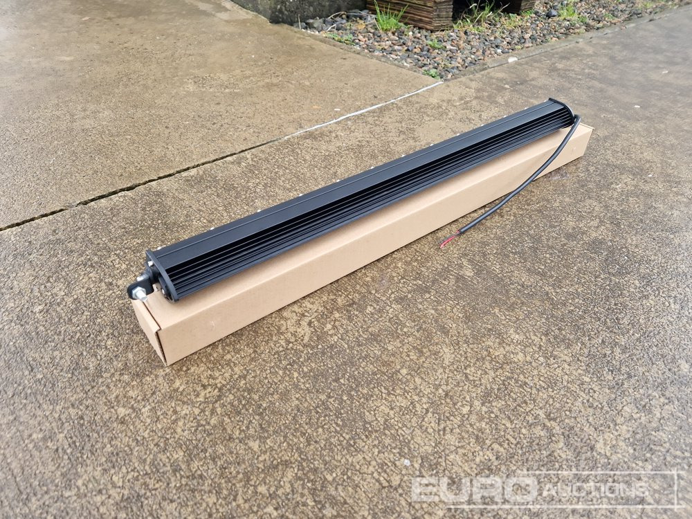 Unused 25" 240W Combo Beam LED Light Bar, Mounting Brackets, IP68 Waterproof - Ehitusseade: pilt 2 Unused 25" 240W Combo Beam LED Light Bar, Mounting Brackets, IP68 Waterproof - Ehitusseade: pilt 2