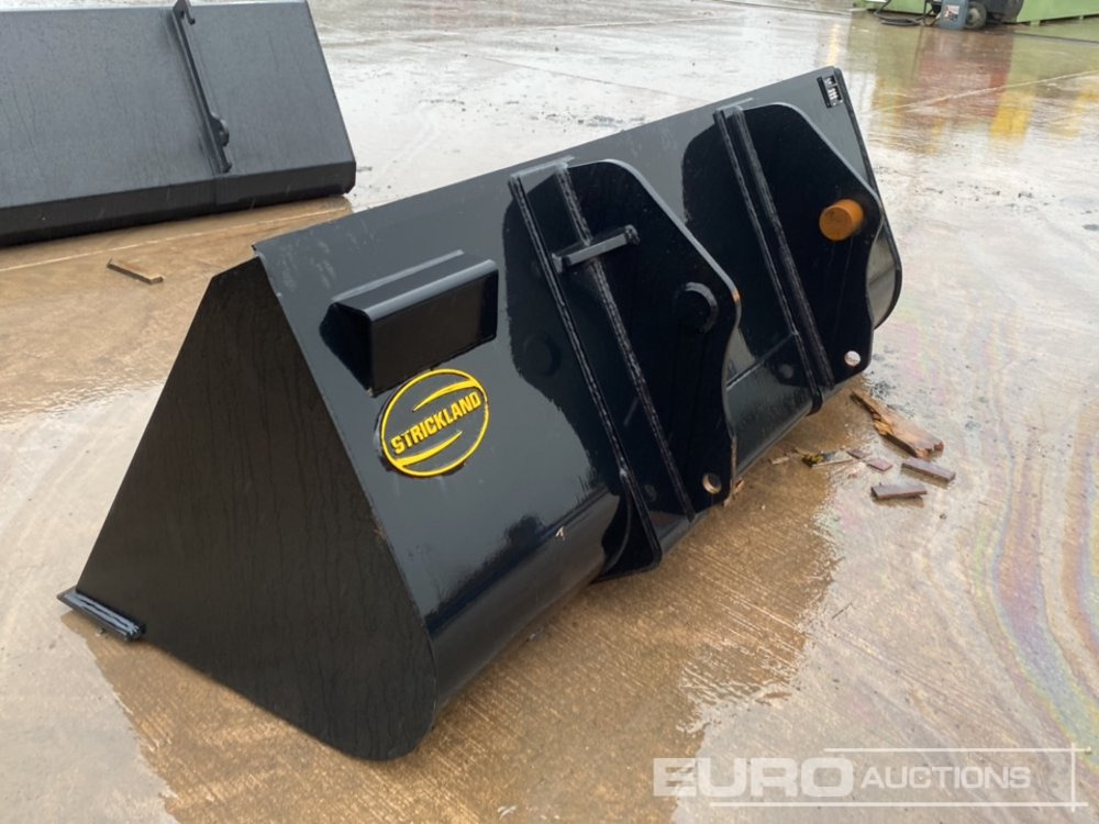 Unused 90" Strickland Front Loading Bucket to suit Manitou Telehandler - Kopp: pilt 2 Unused 90" Strickland Front Loading Bucket to suit Manitou Telehandler - Kopp: pilt 2