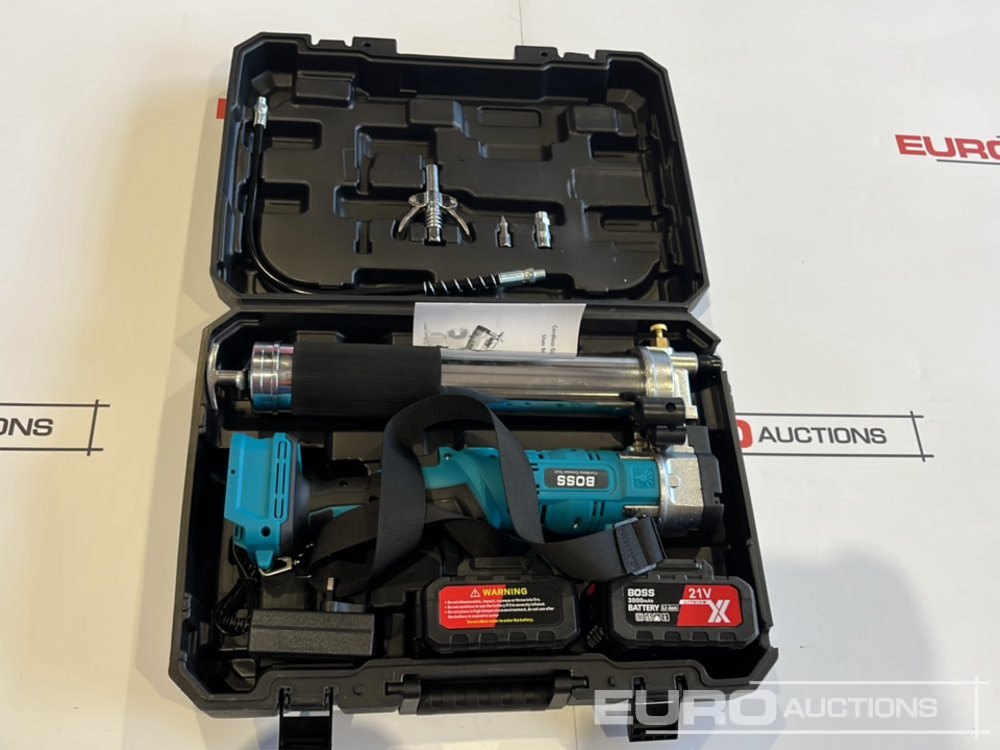 Unused Boss 21 Volt Lithium Battery Cordless Grease Gun, 2 Batteries, Charger, Case, Shoulder Strap, Extension Pieces and Fittings - Ehitusseade: pilt 3 Unused Boss 21 Volt Lithium Battery Cordless Grease Gun, 2 Batteries, Charger, Case, Shoulder Strap, Extension Pieces and Fittings - Ehitusseade: pilt 3