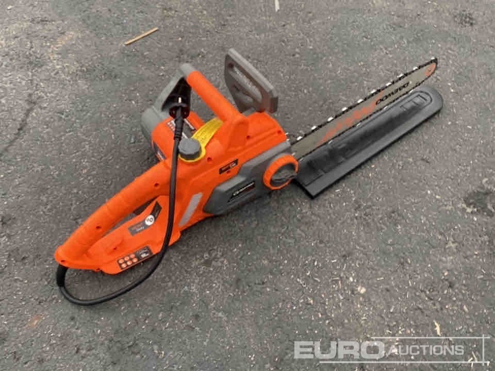 Unused Daewoo DCS2016E 2000W Electric Chainsaw (2 of) - Garaažiseadmed: pilt 4 Unused Daewoo DCS2016E 2000W Electric Chainsaw (2 of) - Garaažiseadmed: pilt 4