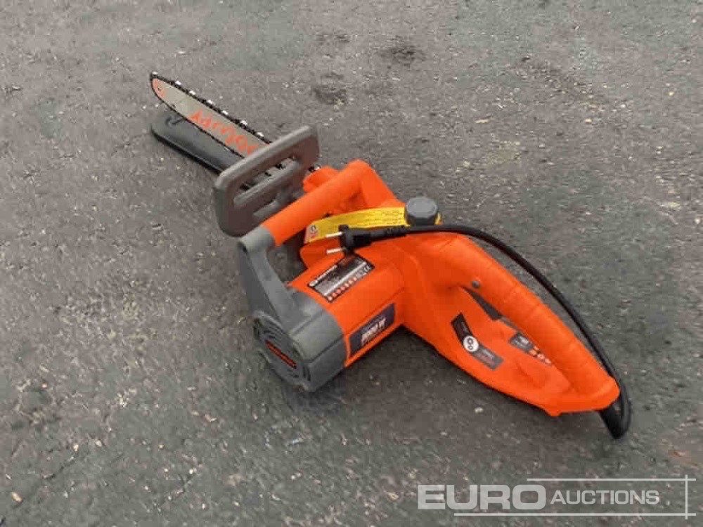 Unused Daewoo DCS2016E 2000W Electric Chainsaw (2 of) - Garaažiseadmed: pilt 2 Unused Daewoo DCS2016E 2000W Electric Chainsaw (2 of) - Garaažiseadmed: pilt 2
