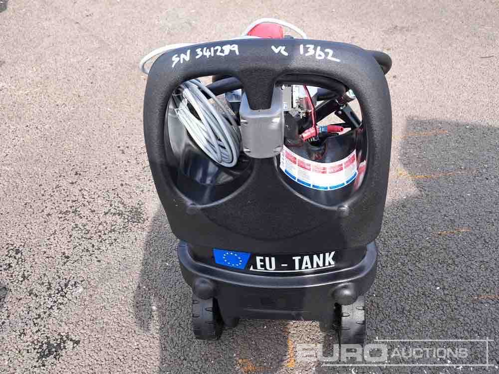 Unused Emiliana Serbatoi 55 Litre Diesel Caddy - Säilitusmahuti: pilt 4 Unused Emiliana Serbatoi 55 Litre Diesel Caddy - Säilitusmahuti: pilt 4