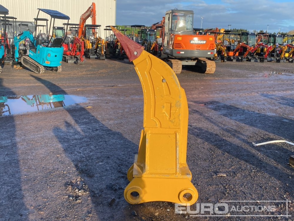 Unused GIYI Ripper 80mm Pin to suit 20 Ton Excavator - Kopp: pilt 2 Unused GIYI Ripper 80mm Pin to suit 20 Ton Excavator - Kopp: pilt 2