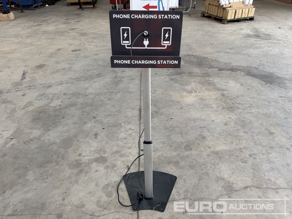 Unused Mobile Phone Charging Station - Garaažiseadmed: pilt 1 Unused Mobile Phone Charging Station - Garaažiseadmed: pilt 1