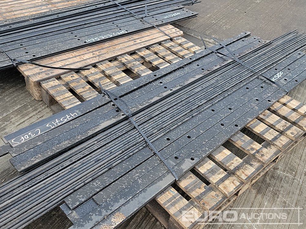 Ehitusseade Unused Pallet of Estate Fencing (3 of): pilt 31