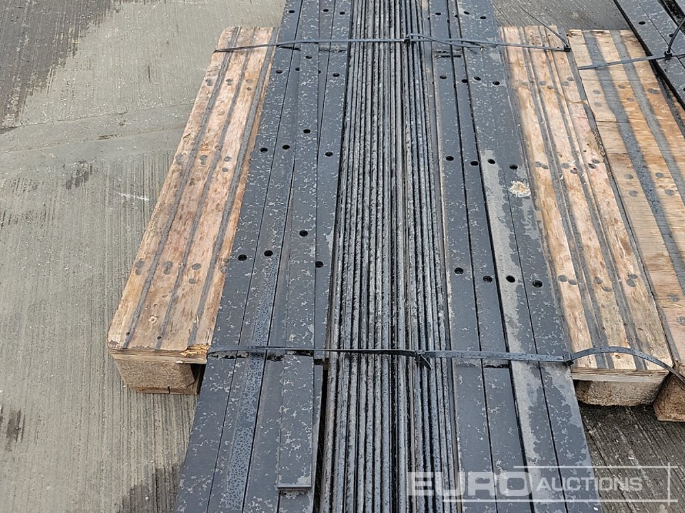 Ehitusseade Unused Pallet of Estate Fencing (3 of): pilt 15