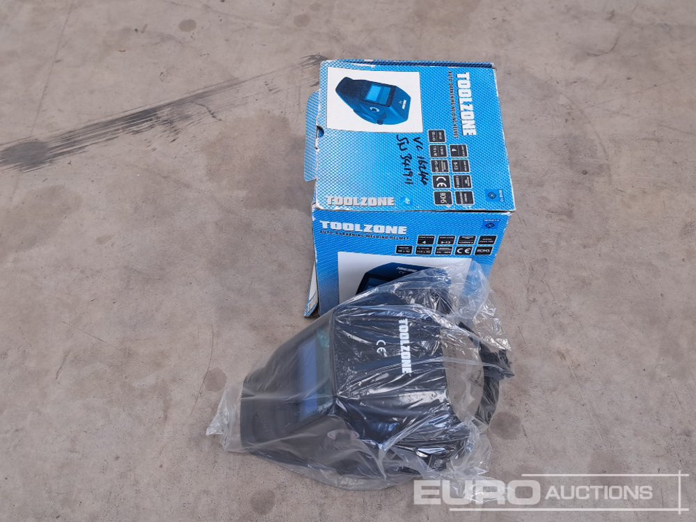 Unused Toolzone Auto Darkening Welding Helmet - Garaažiseadmed: pilt 2 Unused Toolzone Auto Darkening Welding Helmet - Garaažiseadmed: pilt 2