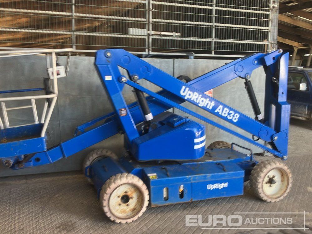 Upright AB38 - Platvorm: pilt 1 Upright AB38 - Platvorm: pilt 1