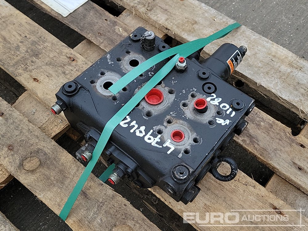 Main Control Valve to suit Volvo L60 - Varuosa: pilt 5 Main Control Valve to suit Volvo L60 - Varuosa: pilt 5