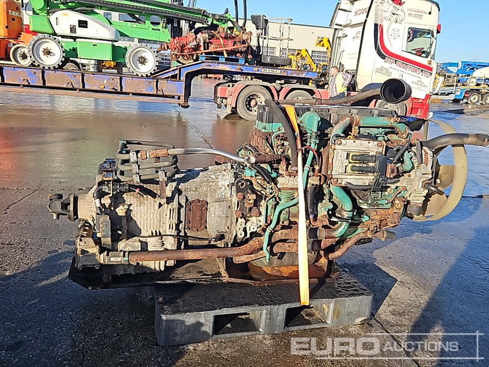 Volvo 6 Cylinder Engine, Gearbox - Mootor: pilt 2 Volvo 6 Cylinder Engine, Gearbox - Mootor: pilt 2