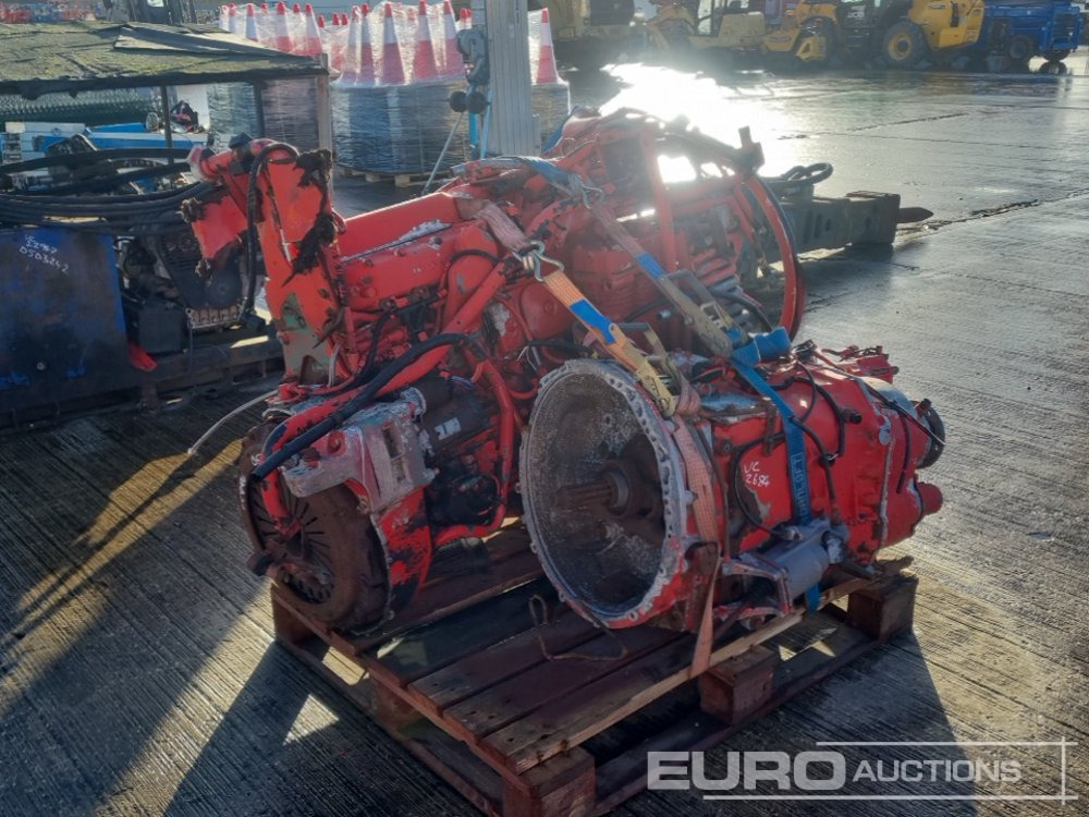 Volvo 6 Cylinder Engine, Gearbox - Mootor: pilt 1 Volvo 6 Cylinder Engine, Gearbox - Mootor: pilt 1